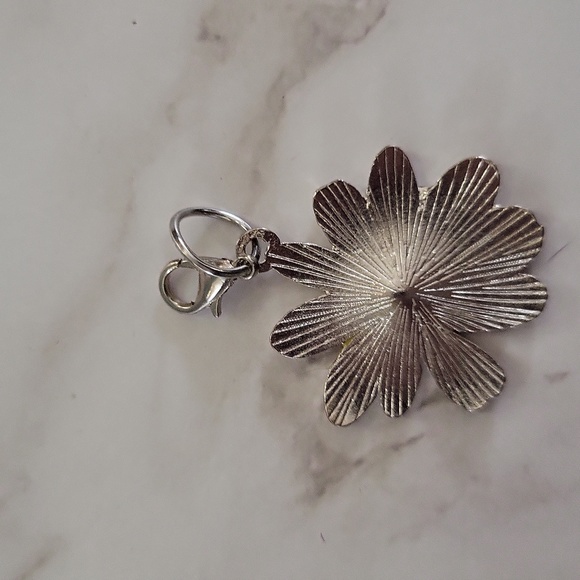 Brand New Cat/Dog Collar Charm - Picture 2 of 3